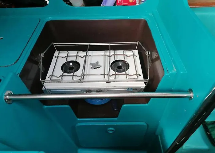 Tekne Sur Un Bateau Agde