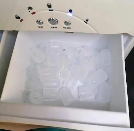 Sur Un Bateau 보트호텔 *